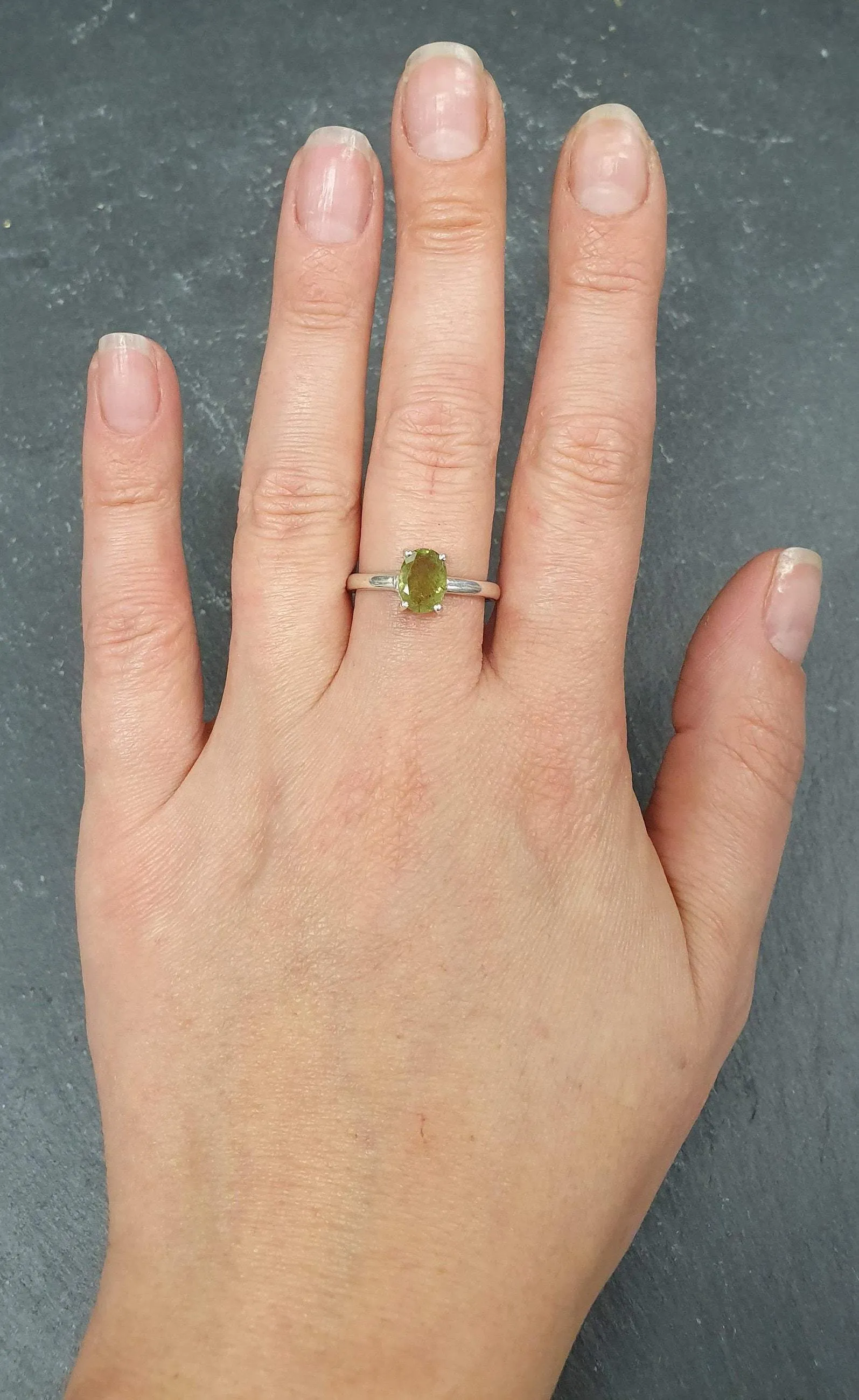 Green Tourmaline Ring - Green Promise Ring - Vintage Oval Ring