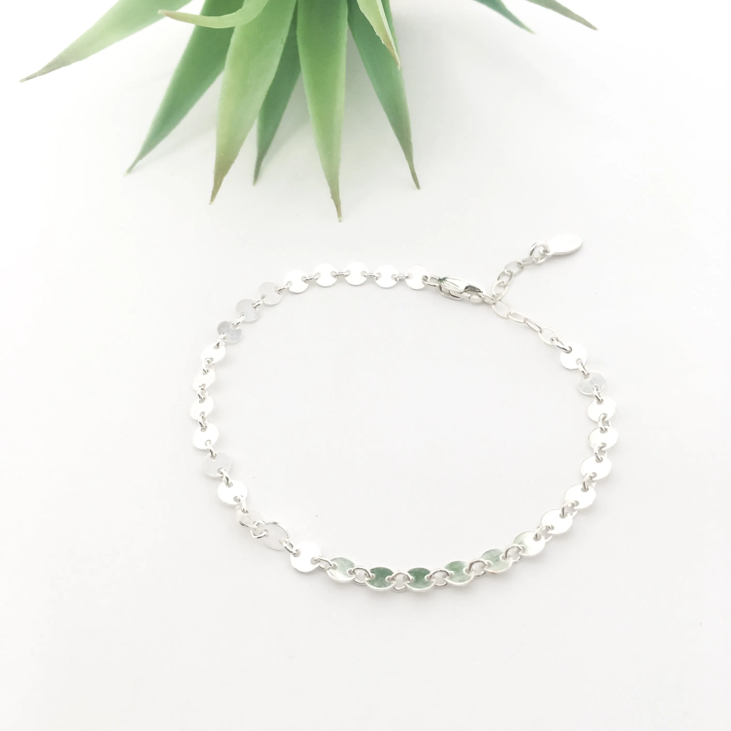 Luna Disc Chain Bracelet