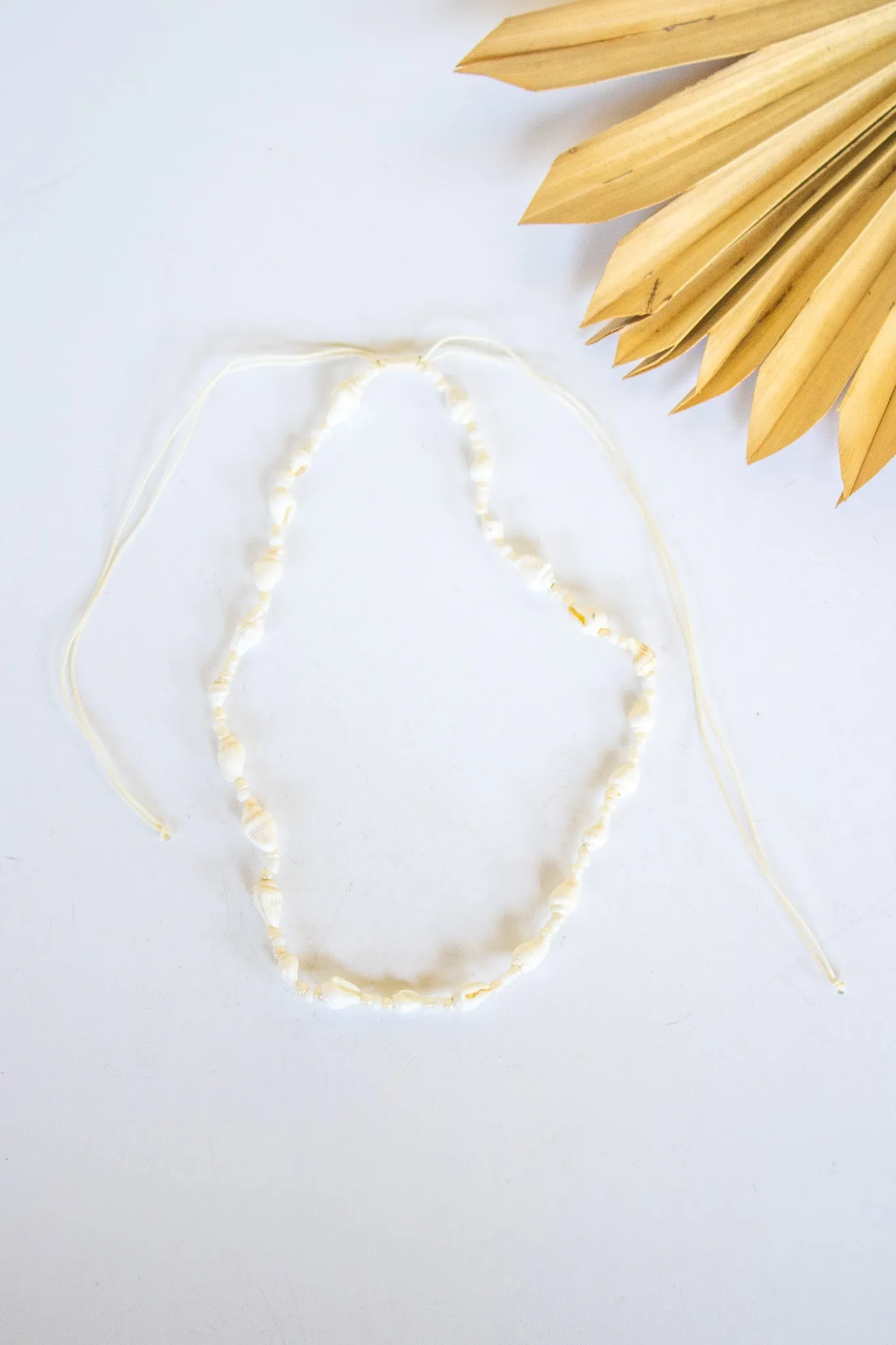 Mahalo Shell Choker