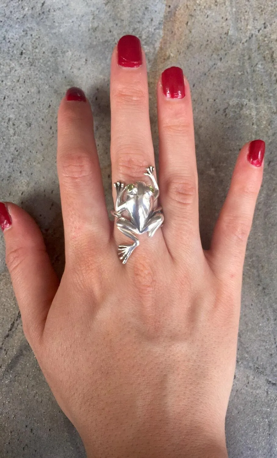 Silver Frog Ring - Frog Peridot Ring - Statement Frog Ring